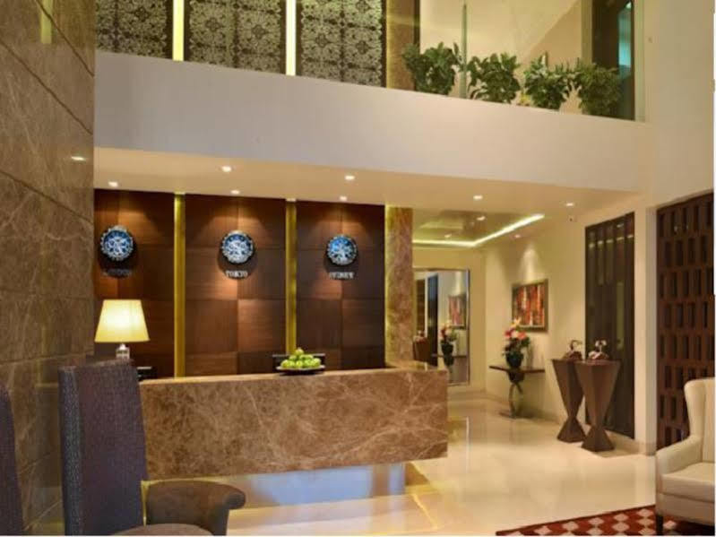 เรสซิเดนซี ซาโรวาร์ พาร์ทีโค Hotel มุมไบ ภายนอก รูปภาพ